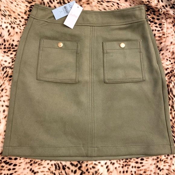NWT LOFT Faux Suede Skirt with Pockets Size 0 P - Picture 2 of 4